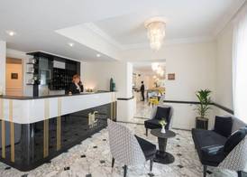 Hotel Carlton 4