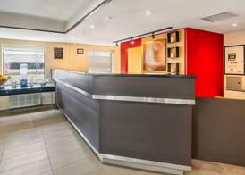 Comfort Inn Montreal - Laval - Highway 15 5