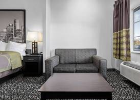 Super 8 by Wyndham Carthage TX 5