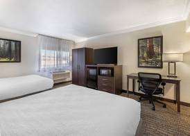 Best Western Town & Country Lodge 5