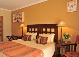 Claires of Sandton Luxury Guest House 3