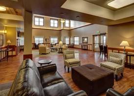 Clarion Hotel & Suites Williston 5