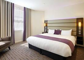 Premier Inn Tewkesbury 3