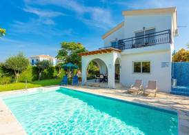 Sun Beach Villa Tria Large Private Pool Walk to Beach A C Wifi Car Not Required - 2282 5