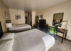CASH REWARDS INN & SUITES 4
