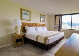 Waikiki Monarch Hotel 3