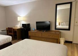 Days Inn by Wyndham Williamsport 4
