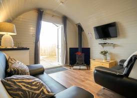 Cheshire Glamping Pods 5