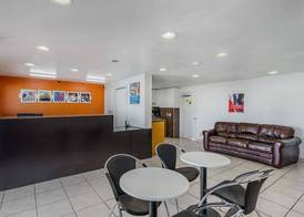 Motel 6 San Marcos, TX - North 5
