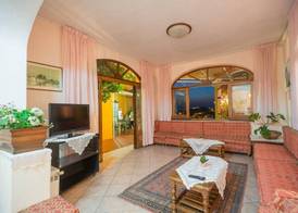 Hotel Monti 3