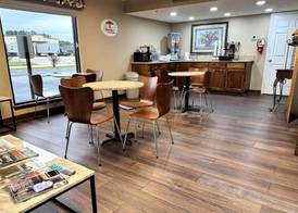 Super 8 by Wyndham Booneville 3