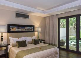 No5 Boutique Art Hotel by Mantis 5