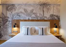 Zeus Essence Ramada by Wyndham Athens 4