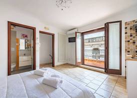 Helios Room 4