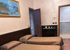 Funny Holiday Guest House 4