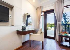 Hoang Ngoc Beach Resort 4