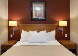 Sahara Courtyard Inn & Suites Osoyoos 5