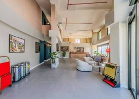 Nenessa Airport Hotel 3