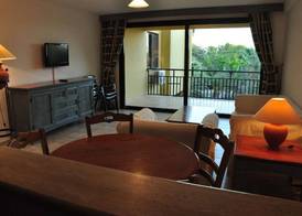 Palm Court Suites 5
