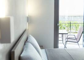 Summer Inn 5