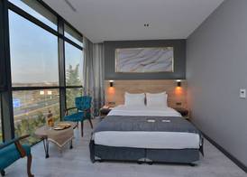 MİLLS HOTEL 4