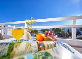 Gavimar Cala Gran Hotel and Apartments 2