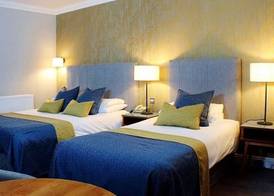Downings Bay Hotel 5