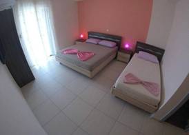 Riviera Rooms 2