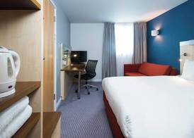 Holiday Inn Express SWINDON CITY CENTRE by IHG 5