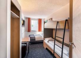 B&B Hotel Freiburg-Nord 4