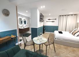 La Belle Endormie B&B French Guest house 4
