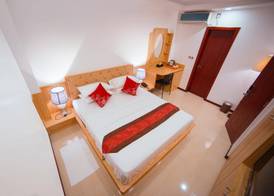 Hathaa Beach Maldives 5