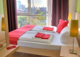 MEININGER Hotel Berlin Alexanderplatz 2