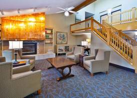 AmericInn by Wyndham Bay City 2