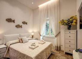 Sorrento Square Suites 5