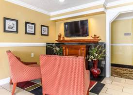 Rodeway Inn & Suites Jacksonville near Camp Lejeune 3