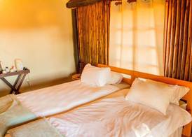 Camelthorn Kalahari Lodge 2