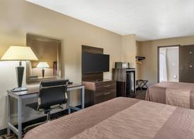 SureStay Hotel by Best Western Summersville 5