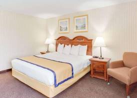 Kalamazoo Hotel 3