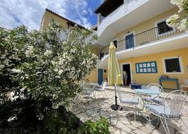Sunflower Apartments & Studios 2
