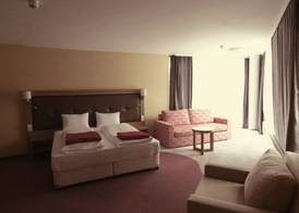 Nashira Kurpark Hotel 5