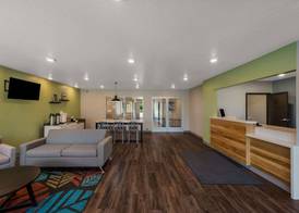 WoodSpring Suites West Palm Beach 2