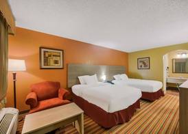 SureStay Hotel by Best Western Mt Pleasant 4