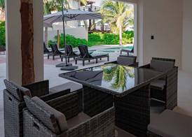 Beachfront Hotel Boutique DK 2