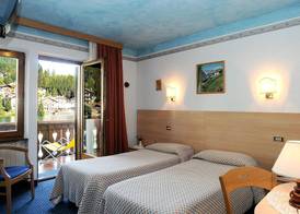 Hotel Adriana 4