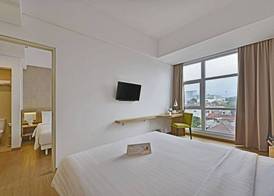 Whiz Prime Hotel Basuki Rahmat Malang 3