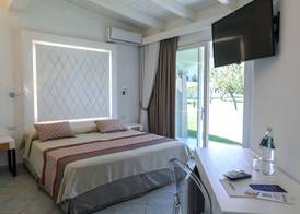 Limone Beach Resort 5