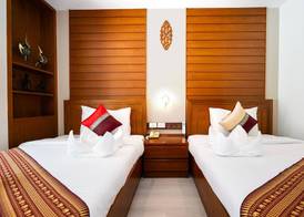 Baan Sukhumvit Soi 18 3