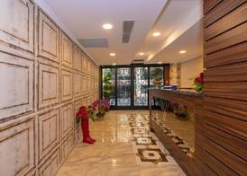 Vision Deluxe Hotel 3