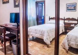 Hotel Castellano I 2